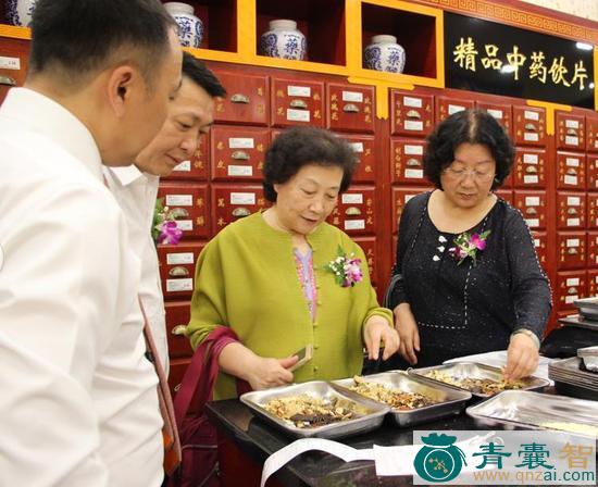 中药材嘉宾图片