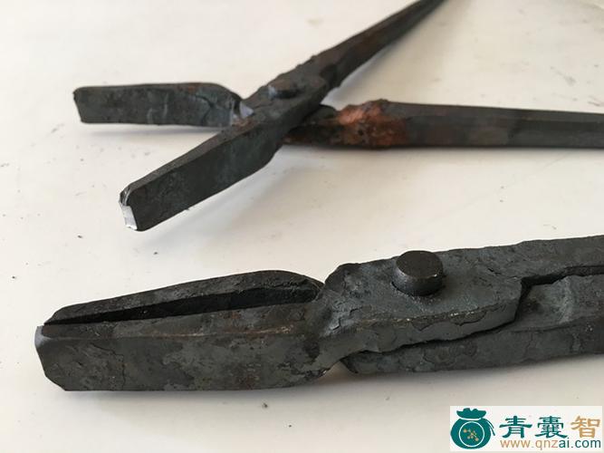 中药材头钳模图片
