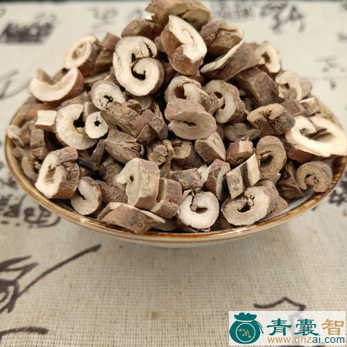 中药材条丹皮图片