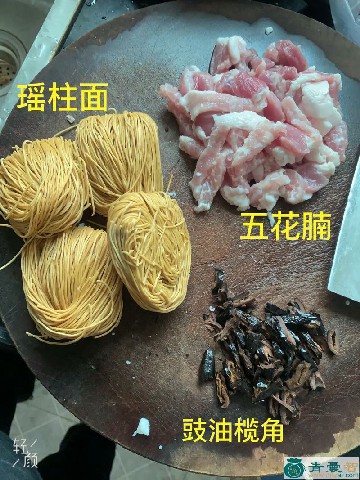 中药材炒面花图片