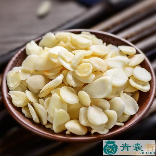 中药材甜杏仁图片