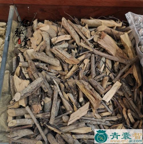 田中逵的性状性味归经以及功效用法和注意事项-青囊智