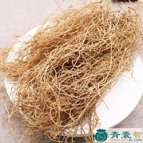 中药材蕨萁细辛图片