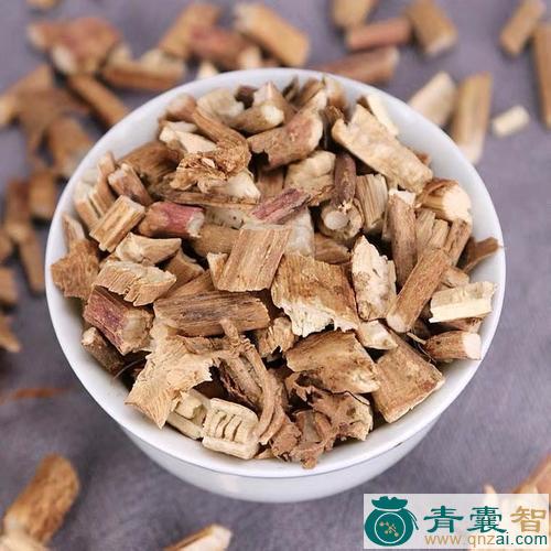 中药材藿香根图片