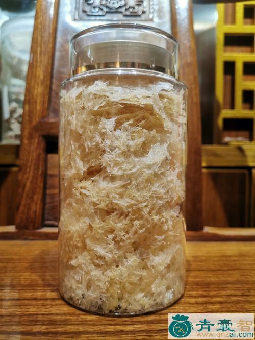 中药材银耳环图片