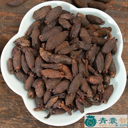 中药材鸡舌癀图片