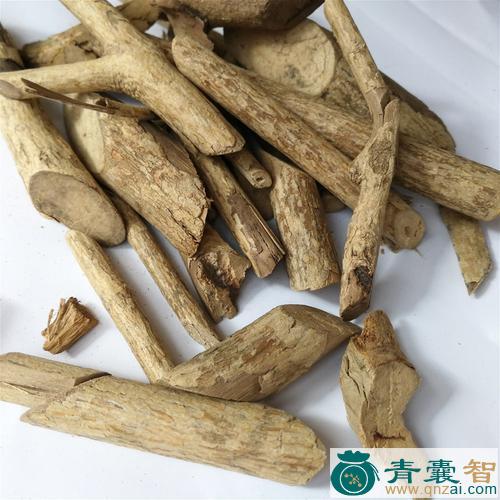 中药材黄背草根图片