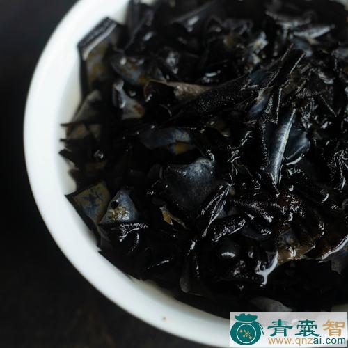 黑石耳的性状性味归经以及功效用法-青囊智